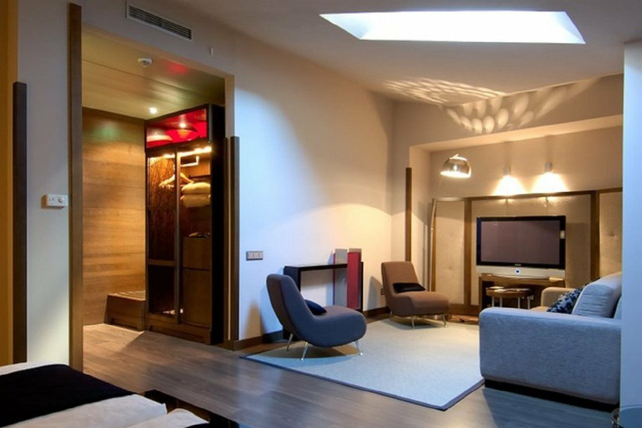 Vincci Soho Hotel Madrid Exterior photo